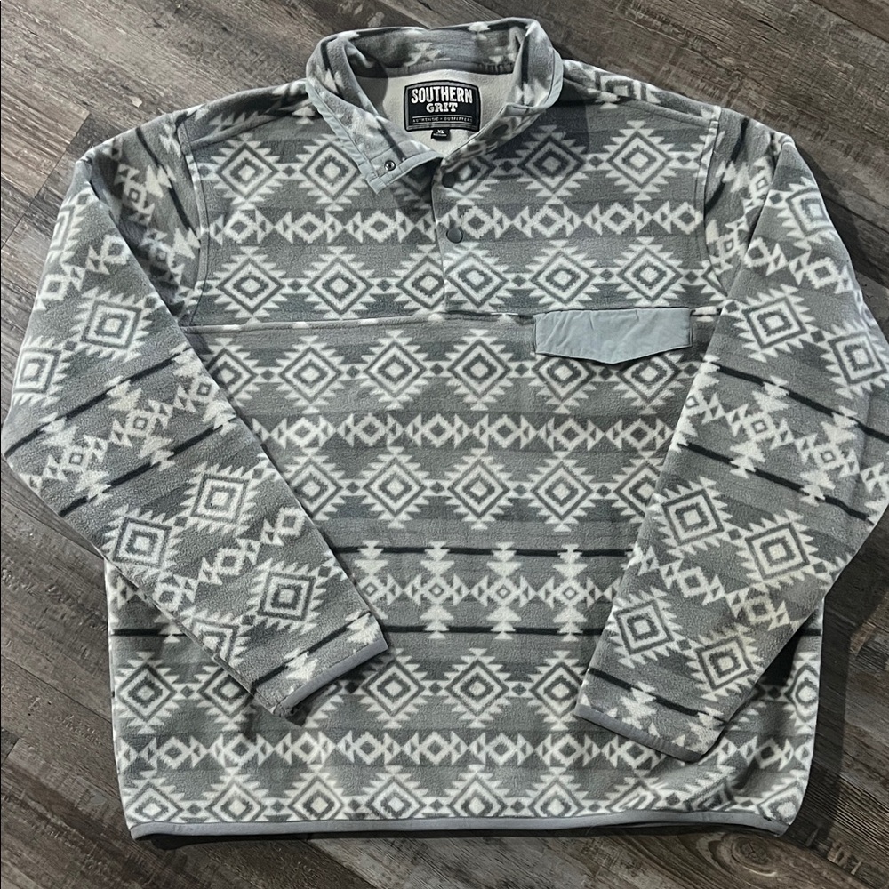 Gray Aztec Pattern Pullover (men’s) - image 1